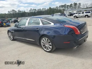 2015 Jaguar XJ Portfolio with VIN SAJWJ2GD8F8V84252, listed as a Copart auction lot 49313935 with 90,545 mi miles and Salvage title. Bid and sale history available at DreamBid. Image 2.
