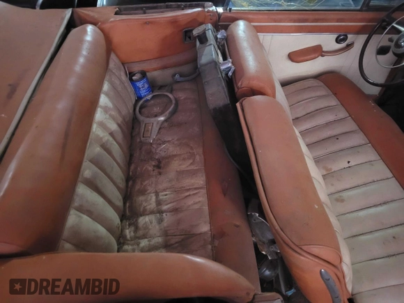1947 Lincoln Zephyr z VIN 8H18150, wystawiony jako Copart lot #56967095 z przebiegiem 45 424 mil mil oraz Czysty tytuł • Clean title. Historia ofert i sprzedaży dostępna na DreamBid. Obrazek 6.