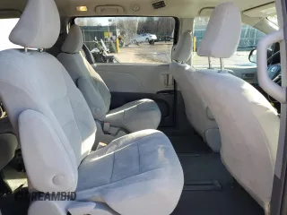 2019 Toyota Sienna L with VIN 5TDZZ3DC6KS013290, listed as a Copart auction lot 49493685 with 76,416 mi miles and Salvage Title. Bid and sale history available at carsss.com. Image 11.