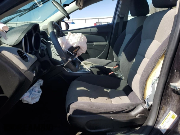 2014 Chevrolet Cruze LS with VIN 1G1PA5SHXE7464187, listed as a Copart auction lot 50256475 with 135,425 mi miles and Salvage Title. Bid and sale history available at carsss.com. Image 7.
