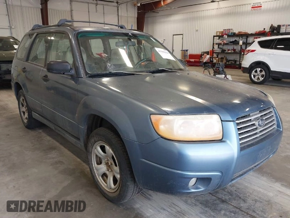 2007 Subaru Forester X with VIN JF1SG63697H705954, listed as a IAAI auction lot 41969618 with 263,165 mi miles. Bid and sale history available at carsss.com. Image 1.