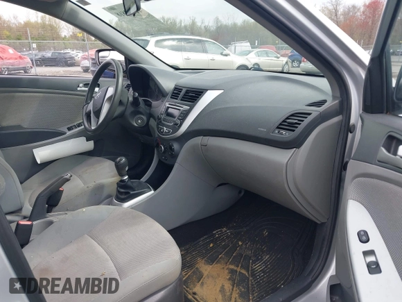 2014 Hyundai Accent GLS with VIN KMHCT4AE0EU622079, listed as a IAAI auction lot 42132818 with 132,324 mi miles. Bid and sale history available at carsss.com. Image 5.