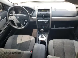 2008 Mitsubishi Galant ES z VIN 4A3AB36F68E027193, wystawiony jako Copart lot #74444334 z przebiegiem 148 751 mil mil oraz Nie do naprawy • Non repairable. Historia ofert i sprzedaży dostępna na DreamBid. Obrazek 8.