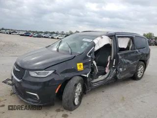 2021 Chrysler Pacifica Touring L с VIN 2C4RC1BGXMR574695, выставлен на аукционе Copart как лот 53541235 с пробегом 86 610 миль миль и Списание • Salvage title. История ставок и продаж доступна на DreamBid. Изображение 1.