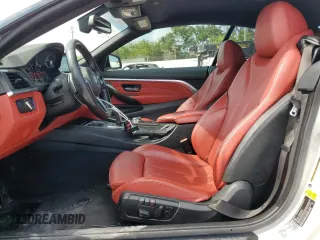 2015 BMW 4 Series 428i z VIN WBA3V5C53FP752002, wystawiony jako Copart lot #53228965 z przebiegiem 98 458 mil mil oraz Szkoda całkowita • Salvage title. Historia ofert i sprzedaży dostępna na DreamBid. Obrazek 7.