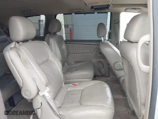 2004 Toyota Sienna XLE with VIN 5TDZA22C74S061016, listed as a IAAI auction lot 41846522 with 264,197 mi miles. Bid and sale history available at carsss.com. Image 8.