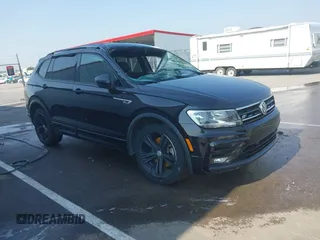 2019 Volkswagen Tiguan SE с VIN 3VV2B7AX8KM182278, выставлен на аукционе IAAI как лот 42452678 с пробегом 58 965 миль миль и . История ставок и продаж доступна на DreamBid. Изображение 1.