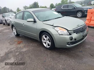2007 Nissan Altima SL z VIN 1N4BL21E97C143615, wystawiony jako IAAI lot #42191321 z przebiegiem 173 273 mil mil oraz . Historia ofert i sprzedaży dostępna na DreamBid. Obrazek 1.