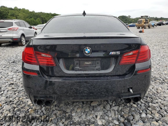 2013 BMW M5 with VIN WBSFV9C53DD096852, listed as a Copart auction lot 65917404 with 0 mi miles and Salvage Title. Bid and sale history available at carsss.com. Image 6.