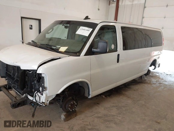 2017 Chevrolet Express Passenger LT с VIN 1GAZGPFG7H1336632, выставлен на аукционе IAAI как лот 42682488 с пробегом 91 639 миль миль и . История ставок и продаж доступна на DreamBid. Изображение 17.
