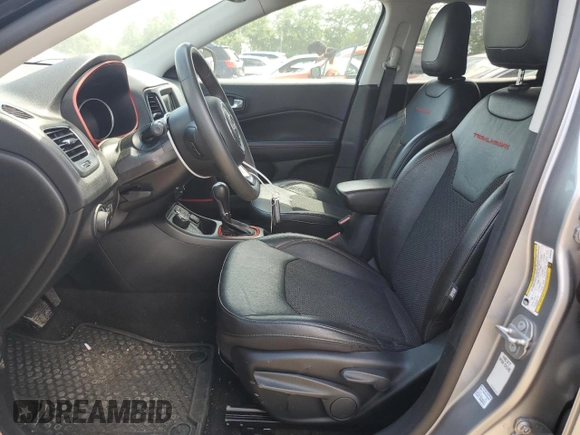 2021 Jeep Compass Trailhawk z VIN 3C4NJDDB1MT529228, wystawiony jako Copart lot #60490744 z przebiegiem 64 949 mil mil oraz Szkoda całkowita • Salvage title. Historia ofert i sprzedaży dostępna na DreamBid. Obrazek 7.