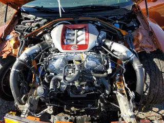 2017 Nissan GT-R Premium с VIN JN1AR5EF5HM820036, выставлен на аукционе Copart как лот 79561604 с пробегом 31 655 миль миль и Списание • Salvage title. История ставок и продаж доступна на DreamBid. Изображение 11.