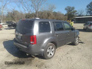 2013 Honda Pilot EX-L with VIN 5FNYF4H51DB010598, listed as a IAAI auction lot 41719076 with 239,853 mi miles. Bid and sale history available at carsss.com. Image 4.