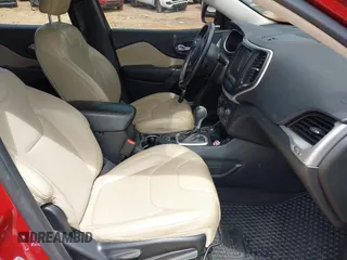 2015 Jeep Cherokee Limited with VIN 1C4PJMDS1FW571937, listed as a IAAI auction lot 42106209 with 162,666 mi miles and . Bid and sale history available at DreamBid. Image 5.