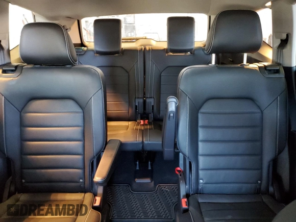 2023 Volkswagen Atlas SEL Premium R-Line с VIN 1V2FR2CA6PC513342, выставлен на аукционе Copart как лот 79689954 с пробегом 33 473 миль миль и Списание • Salvage title. История ставок и продаж доступна на DreamBid. Изображение 10.