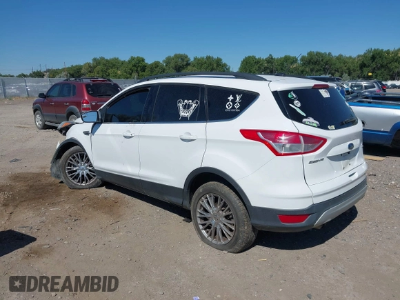 2016 Ford Escape SE with VIN 1FMCU9GX9GUC62462, listed as a IAAI auction lot 39999808 with Not Provided miles. Bid and sale history available at carsss.com. Image 3.