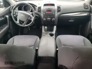 2011 Kia Sorento LX with VIN 5XYKT4A2XBG182097, listed as a Copart auction lot 49709605 with 193,989 mi miles and Salvage Title. Bid and sale history available at DreamBid. Image 8.