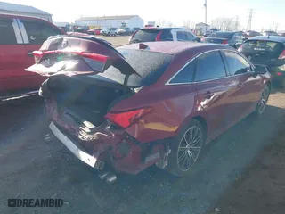2019 Toyota Avalon XLE with VIN 4T1BZ1FB0KU009172, listed as a IAAI auction lot 41811370 with 106,942 mi miles. Bid and sale history available at carsss.com. Image 6.