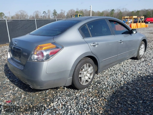 2009 Nissan Altima SL with VIN 1N4AL21E29N456296, listed as a IAAI auction lot 41721657 with 268,696 mi miles and . Bid and sale history available at DreamBid. Image 4.