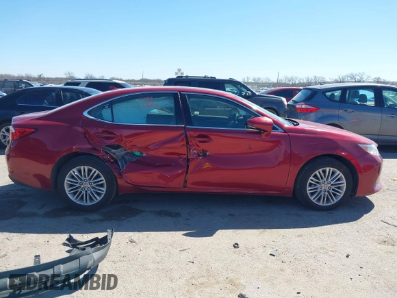 2014 Lexus ES 330 with VIN JTHBK1GG4E2144396, listed as a IAAI auction lot 41815582 with 85,299 mi miles and . Bid and sale history available at carsss.com. Image 13.