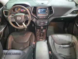 2021 Jeep Cherokee Latitude Lux z VIN 1C4PJMMXXMD240066, wystawiony jako Copart lot #88514725 z przebiegiem 19 713 mil mil oraz Szkoda całkowita • Salvage title. Historia ofert i sprzedaży dostępna na DreamBid. Obrazek 8.