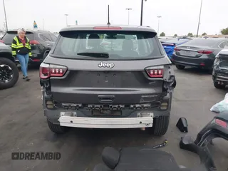 2018 Jeep Compass Sport with VIN 3C4NJCAB6JT502651, listed as a IAAI auction lot 42100724 with 84,238 mi miles and . Bid and sale history available at DreamBid. Image 16.