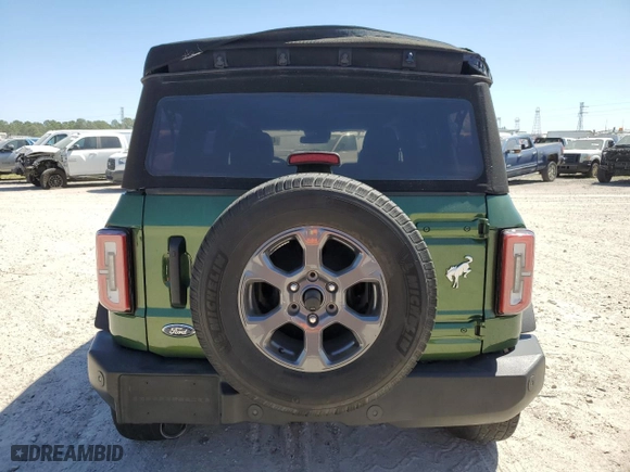 2022 Ford Bronco with VIN 1FMDE5BH8NLB01842, listed as a Copart auction lot 49417425 with 18,662 mi miles and Salvage Title. Bid and sale history available at carsss.com. Image 6.