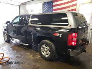 2009 Chevrolet Silverado 1500 LT with VIN 1GCEK29099Z297597, listed as a Copart auction lot 50965095 with 175,640 mi miles and Salvage Title. Bid and sale history available at DreamBid. Image 2.