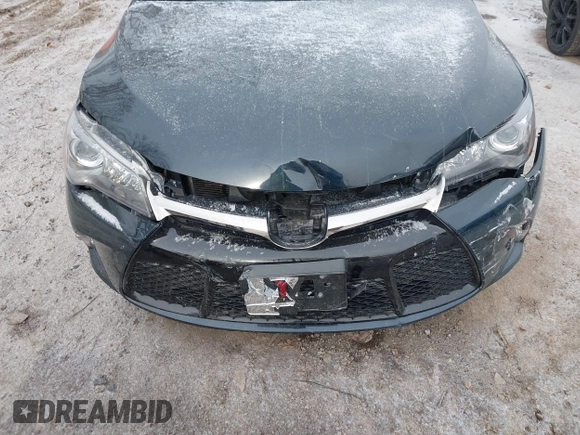 2017 Toyota Camry XLE z VIN 4T1BF1FK8HU385300, wystawiony jako IAAI lot #41088486 z przebiegiem 96 333 mil mil oraz . Historia ofert i sprzedaży dostępna na DreamBid. Obrazek 6.