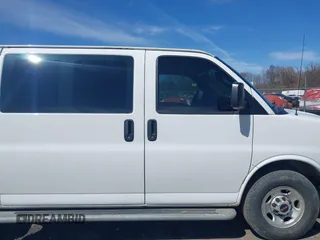 2019 GMC Savana Cargo with VIN 1GTW7AFG2K1366684, listed as a IAAI auction lot 41894616 with 88,788 mi miles. Bid and sale history available at carsss.com. Image 13.
