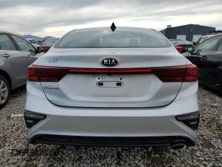 2019 Kia Forte LXS with VIN 3KPF24AD4KE120312, listed as a Copart auction lot 61841805 with 84,243 mi miles and Salvage title. Bid and sale history available at DreamBid. Image 6.
