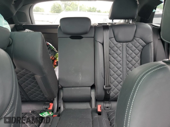 2025 Audi SQ5 Premium Plus with VIN WA1B4AFYXS2032116, listed as a Copart auction lot 60176795 with Not provided miles and Salvage title. Bid and sale history available at DreamBid. Image 10.