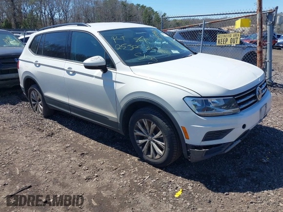 2018 Volkswagen Tiguan S z VIN 3VV1B7AX5JM043090, wystawiony jako IAAI lot #41998165 z przebiegiem Nie podano mil oraz . Historia ofert i sprzedaży dostępna na DreamBid. Obrazek 1.