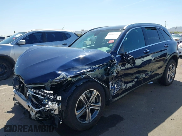 2020 Mercedes-Benz GLC 300 z VIN W1N0G8EB9LF847906, wystawiony jako IAAI lot #41902604 z przebiegiem 40 052 mil mil oraz . Historia ofert i sprzedaży dostępna na DreamBid. Obrazek 6.