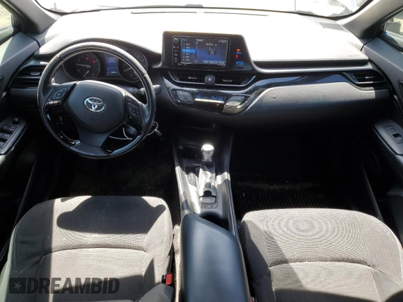2018 Toyota C-HR XLE z VIN NMTKHMBX8JR001011, wystawiony jako Copart lot #55469265 z przebiegiem 106 938 mil mil oraz Szkoda całkowita • Salvage title. Historia ofert i sprzedaży dostępna na DreamBid. Obrazek 8.