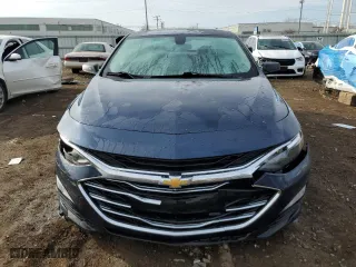 2019 Chevrolet Malibu LT with VIN 1G1ZD5ST9KF107783, listed as a Copart auction lot 49038025 with 145,680 mi miles and Salvage Title. Bid and sale history available at carsss.com. Image 5.