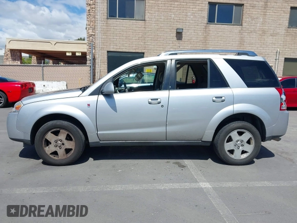 2007 Saturn VUE V6 z VIN 5GZCZ53467S873263, wystawiony jako IAAI lot #42253824 z przebiegiem 157 810 mil mil oraz . Historia ofert i sprzedaży dostępna na DreamBid. Obrazek 14.