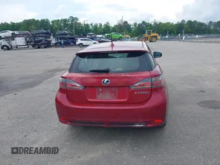 2011 Lexus CT 200h z VIN JTHKD5BH6B2027223, wystawiony jako IAAI lot #42198313 z przebiegiem 161 728 mil mil oraz . Historia ofert i sprzedaży dostępna na DreamBid. Obrazek 16.