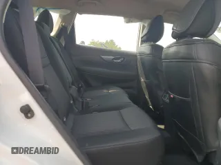 2017 Nissan Rogue S с VIN KNMAT2MV5HP562508, выставлен на аукционе Copart как лот 59532535 с пробегом 121 863 миль миль и Списание • Salvage title. История ставок и продаж доступна на DreamBid. Изображение 11.