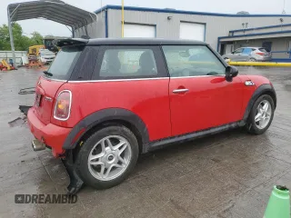 2010 MINI Hardtop S with VIN WMWMF7C50ATZ68936, listed as a Copart auction lot 53692015 with 122,195 mi miles and Salvage Title. Bid and sale history available at DreamBid. Image 3.