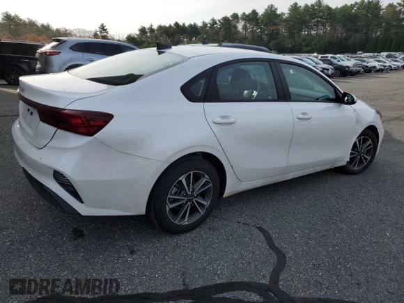 2024 Kia Forte LXS with VIN 3KPF24AD4RE754309, listed as a Copart auction lot 54677035 with 31,931 mi miles and Clean Title. Bid and sale history available at carsss.com. Image 3.