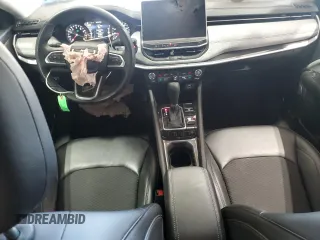 2022 Jeep Compass Latitude with VIN 3C4NJDBBXNT181028, listed as a Copart auction lot 53794695 with 16,712 mi miles and Salvage title. Bid and sale history available at DreamBid. Image 8.
