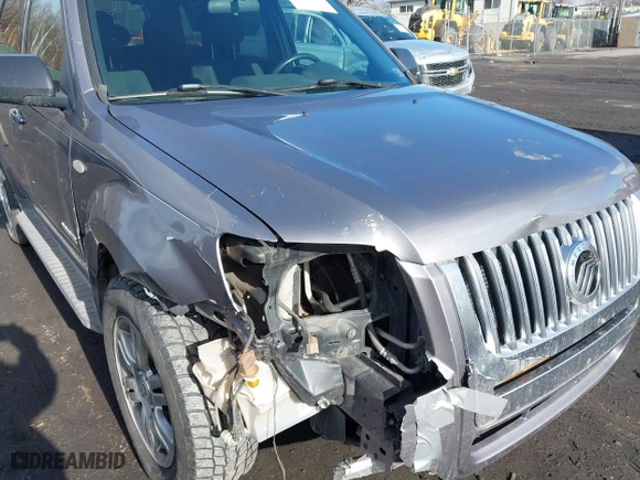 2008 Mercury Mariner with VIN 4M2CU91168KJ37290, listed as a IAAI auction lot 41199062 with 142,232 mi miles. Bid and sale history available at carsss.com. Image 6.