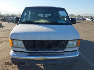 2007 Ford Econoline Passenger XL z VIN 1FBSS31L07DA47100, wystawiony jako IAAI lot #41054675 z przebiegiem 101 879 mil mil oraz . Historia ofert i sprzedaży dostępna na DreamBid. Obrazek 12.