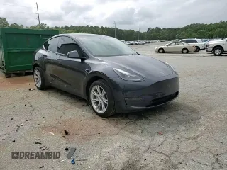 2024 Tesla Model Y Long Range with VIN 7SAYGDEE0RA255613, listed as a Copart auction lot 58993085 with 39,336 mi miles and Salvage title. Bid and sale history available at DreamBid. Image 15.