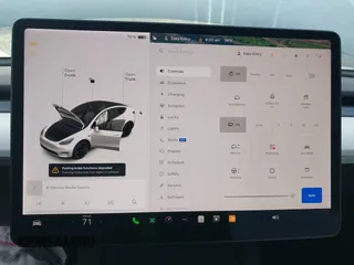 2021 Tesla Model Y Performance z VIN 5YJYGDEF2MF133739, wystawiony jako IAAI lot #41226429 z przebiegiem 58 502 mil mil oraz . Historia ofert i sprzedaży dostępna na DreamBid. Obrazek 7.