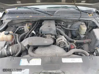 2000 Chevrolet Silverado 1500 LS with VIN 2GCEC19T8Y1276958, listed as a IAAI auction lot 41748779 with 1 mi miles. Bid and sale history available at carsss.com. Image 10.