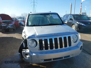 2008 Jeep Patriot Sport with VIN 1J8FT28W98D519566, listed as a IAAI auction lot 41804415 with 108,787 mi miles. Bid and sale history available at carsss.com. Image 11.