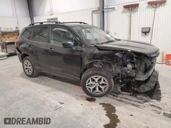 2024 Subaru Forester Premium with VIN JF2SKADC7RH430251, listed as a Copart auction lot 86393194 with 0 mi miles and Salvage Title. Bid and sale history available at carsss.com. Image 4.