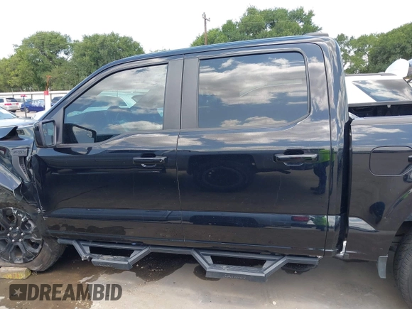 2022 Ford F-150 XL with VIN 1FTFW1E5XNFC27087, listed as a IAAI auction lot 42207284 with 37,745 mi miles and . Bid and sale history available at DreamBid. Image 14.